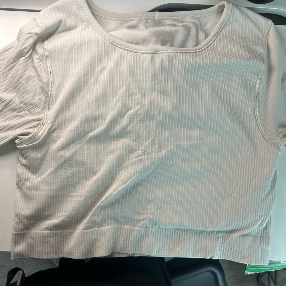 Lululemon top